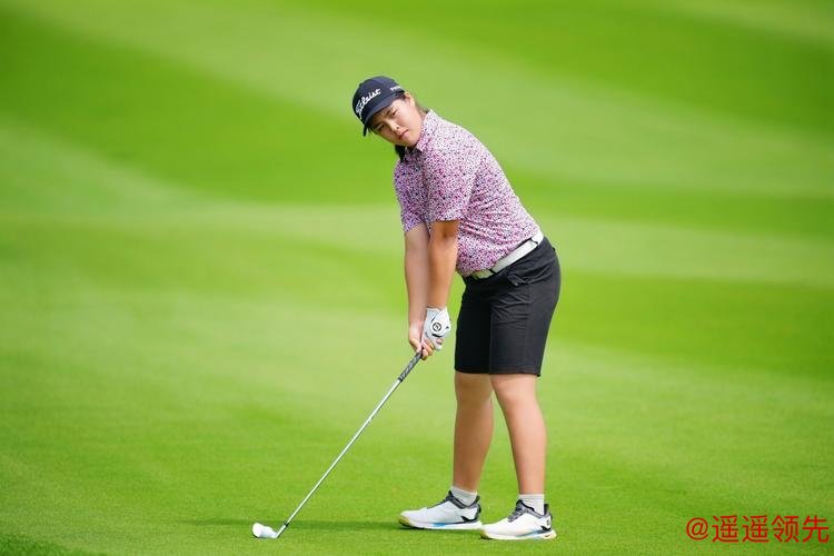 中国排名：殷若宁第七王馨迎49位领跑中国军团