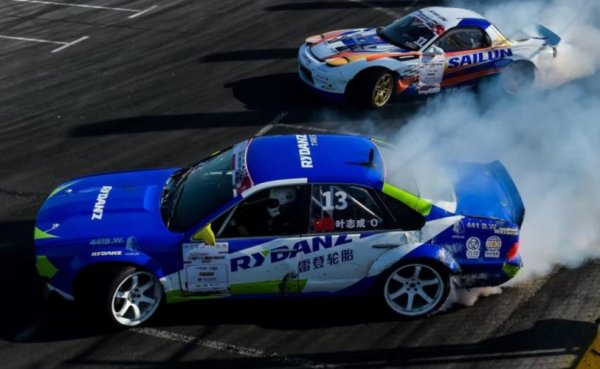 皇冠现金网登录 中国汽车飘移锦标赛将亮相中汽摩联运动大会