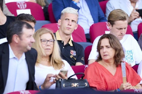 皇冠现金网官网 巴萨提出听证会申请 确保奥尔莫和维克托1月注册